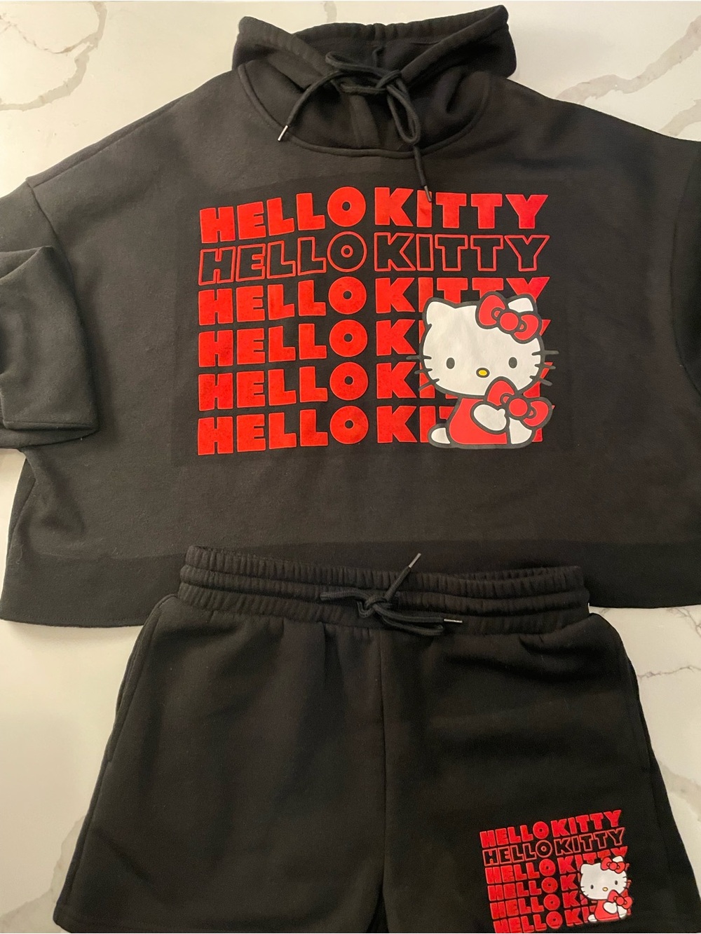 NWOT Sanrio Hello Kitty 2 piece matching hoodie & shorts set. Medium